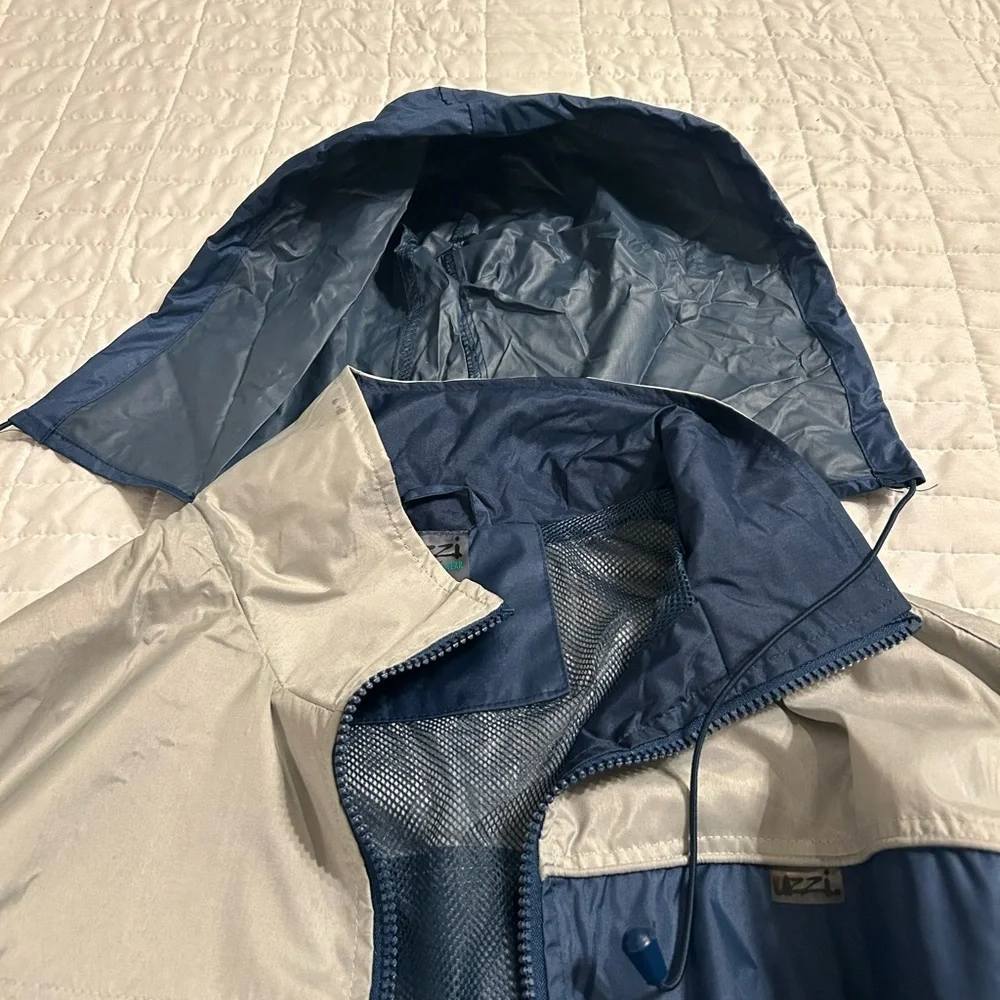 NWT Uzzi Active Amphibious Water-Resistant Jacket Men’s Size M Blue Gray